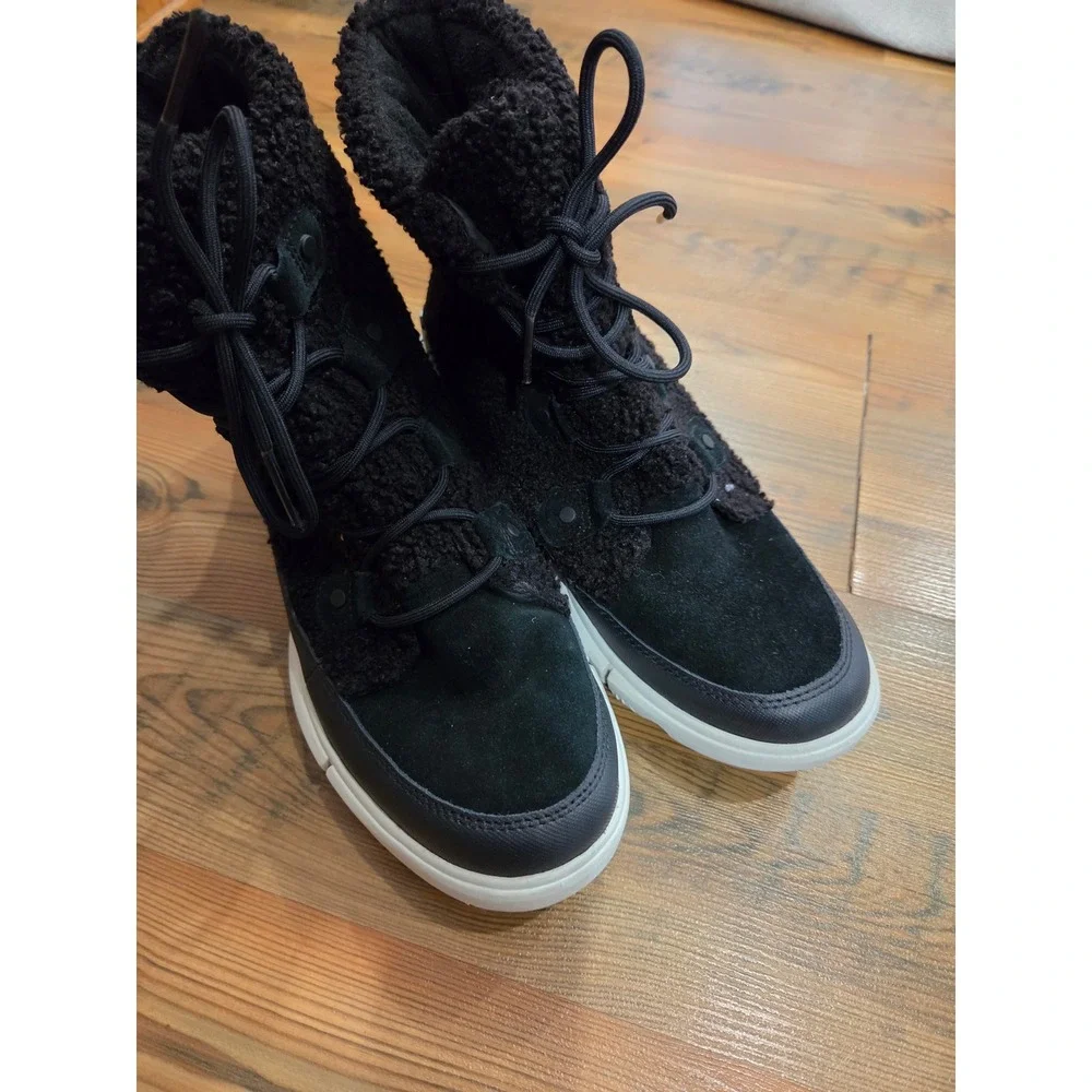 Sorel Explorer II Joan Black Sherpa Snow Weather boot Cozy Warm Chunky 9.5 Gorp